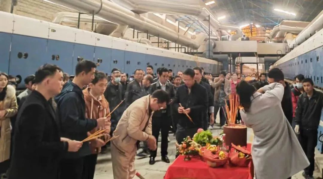 砥礪奮進(jìn) | 強(qiáng)輝精工瓷磚2023年大事記盤(pán)點(diǎn)(圖6) 砥礪奮進(jìn) | 強(qiáng)輝精工瓷磚2023年大事記盤(pán)點(diǎn)(圖6)