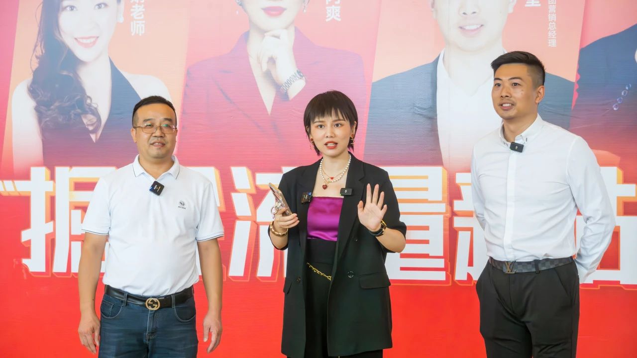 砥礪奮進(jìn) | 強(qiáng)輝精工瓷磚2023年大事記盤(pán)點(diǎn)(圖67) 砥礪奮進(jìn) | 強(qiáng)輝精工瓷磚2023年大事記盤(pán)點(diǎn)(圖67)