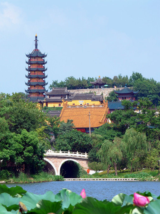 終端風采 | 強輝福州旗艦店,邂逅愜意如詩的藝術空間(圖2) 終端風采 | 強輝福州旗艦店,邂逅愜意如詩的藝術空間(圖2)