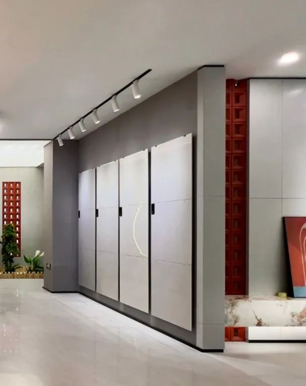 終端風采 | 強輝江山旗艦店,以現(xiàn)代設計聚合時尚空間之美(圖9) 終端風采 | 強輝江山旗艦店,以現(xiàn)代設計聚合時尚空間之美(圖9)