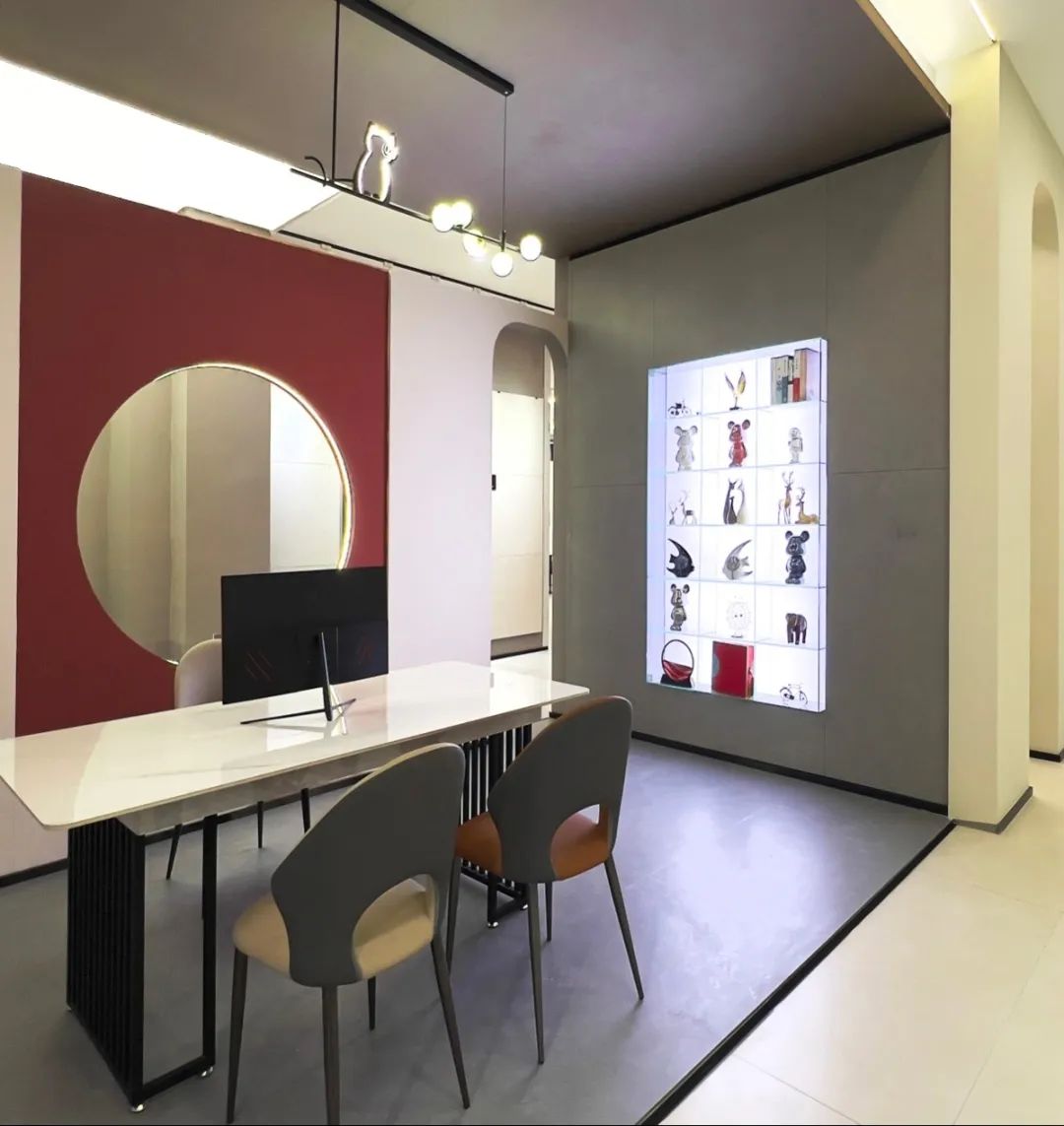 終端風采 | 強輝江山旗艦店,以現(xiàn)代設計聚合時尚空間之美(圖10) 終端風采 | 強輝江山旗艦店,以現(xiàn)代設計聚合時尚空間之美(圖10)