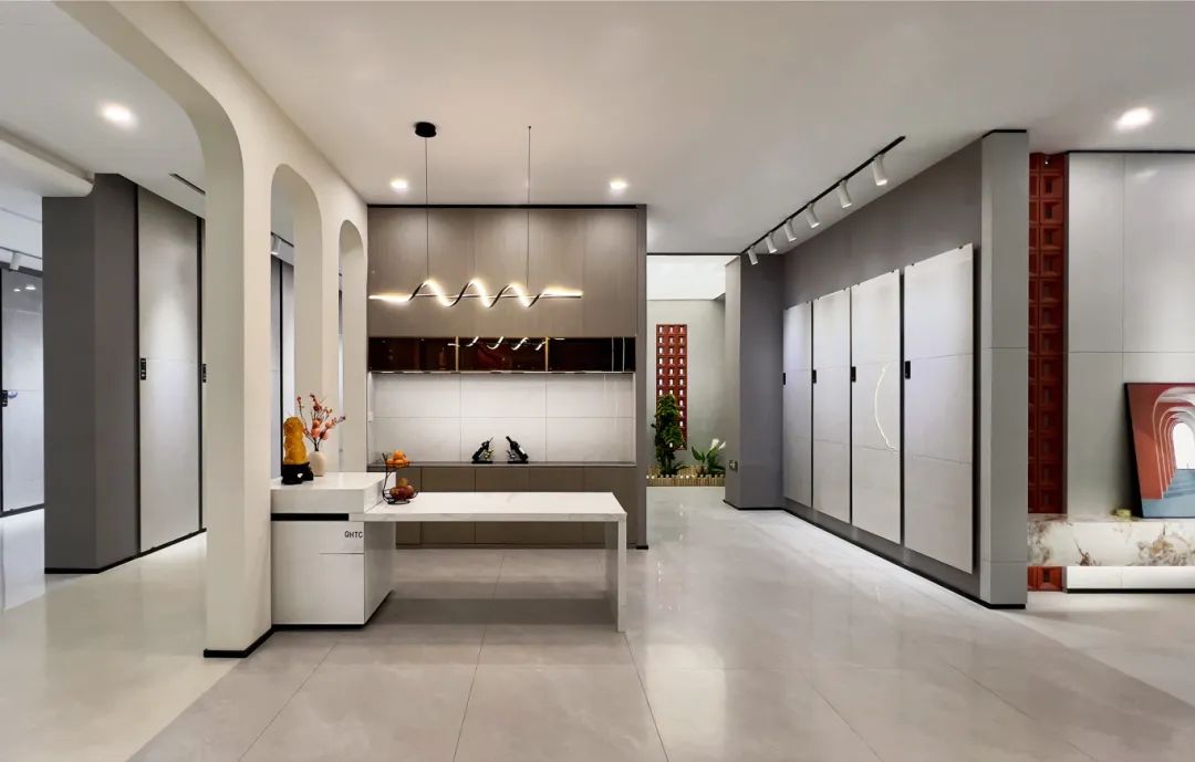 終端風采 | 強輝江山旗艦店,以現(xiàn)代設計聚合時尚空間之美(圖14) 終端風采 | 強輝江山旗艦店,以現(xiàn)代設計聚合時尚空間之美(圖14)