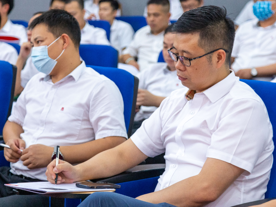 喜訊!強輝品牌榮獲“陶瓷十大品牌”、“消費者喜愛十大品牌”獎項(圖10) 喜訊!強輝品牌榮獲“陶瓷十大品牌”、“消費者喜愛十大品牌”獎項(圖10)