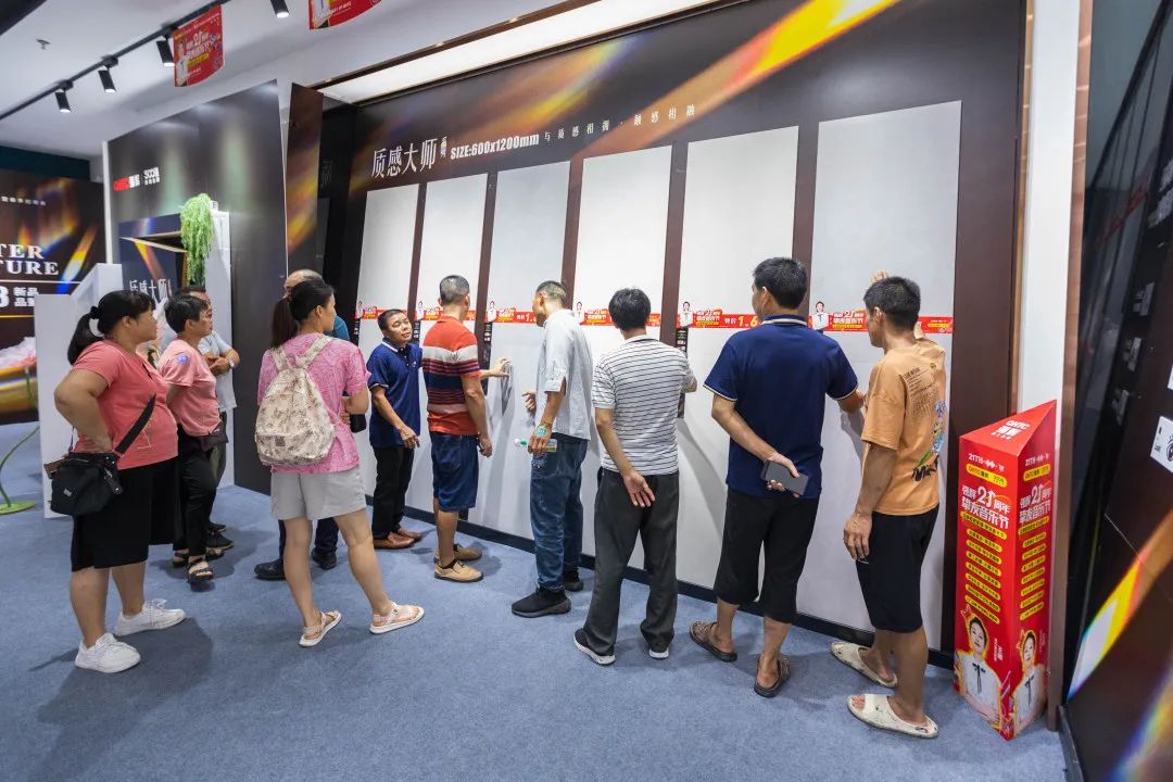 燃爆!強輝21周年摯友音樂節(jié)圓滿收官(圖13) 燃爆!強輝21周年摯友音樂節(jié)圓滿收官(圖13)