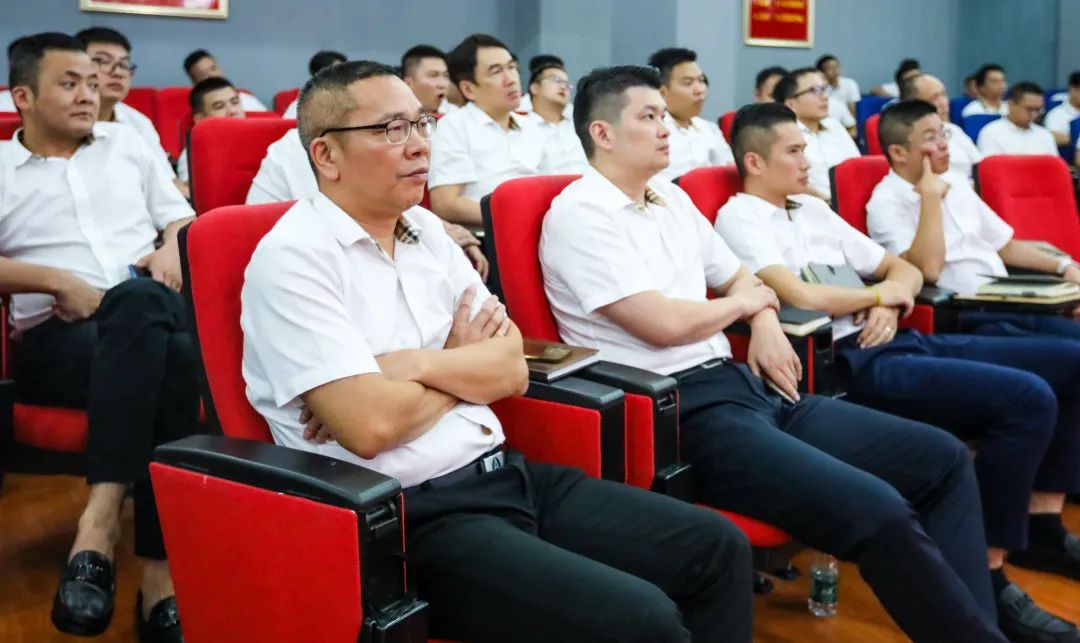 這一次，我們玩大的 | 強(qiáng)輝金九銀十無界增長營銷大會復(fù)盤會議順利舉辦(圖9)