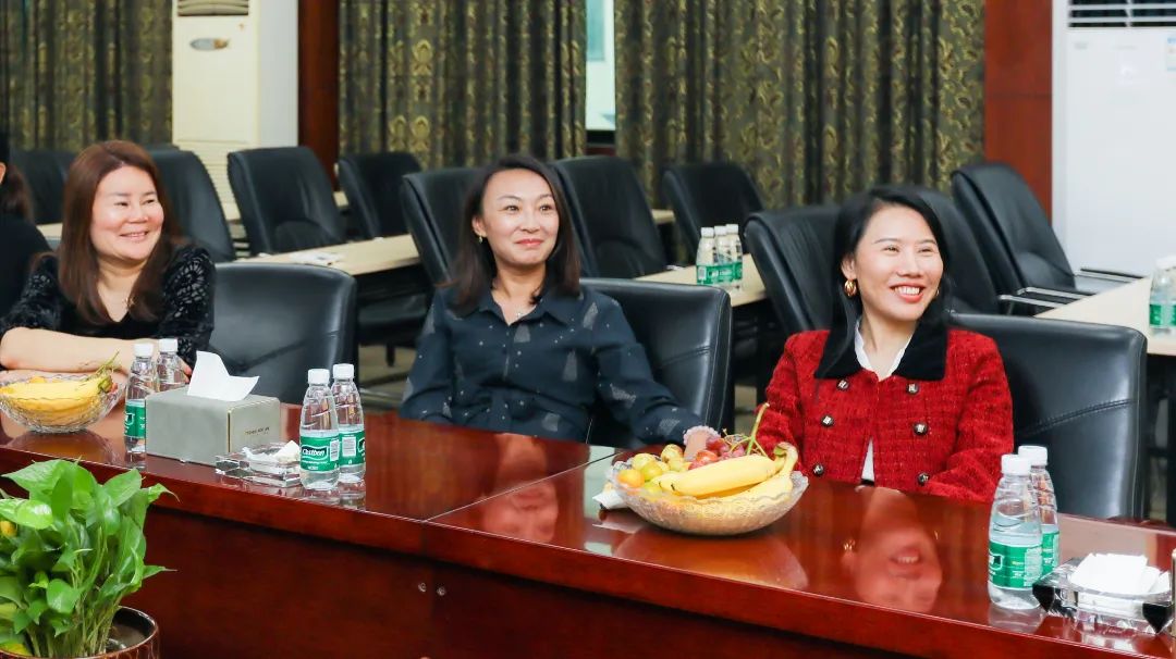 1df4b6f39110f09962e5e46149b4289.jpg 摯友同行追遠夢 | 強輝×廣東保時捷車友會活動圓滿舉行(圖24)