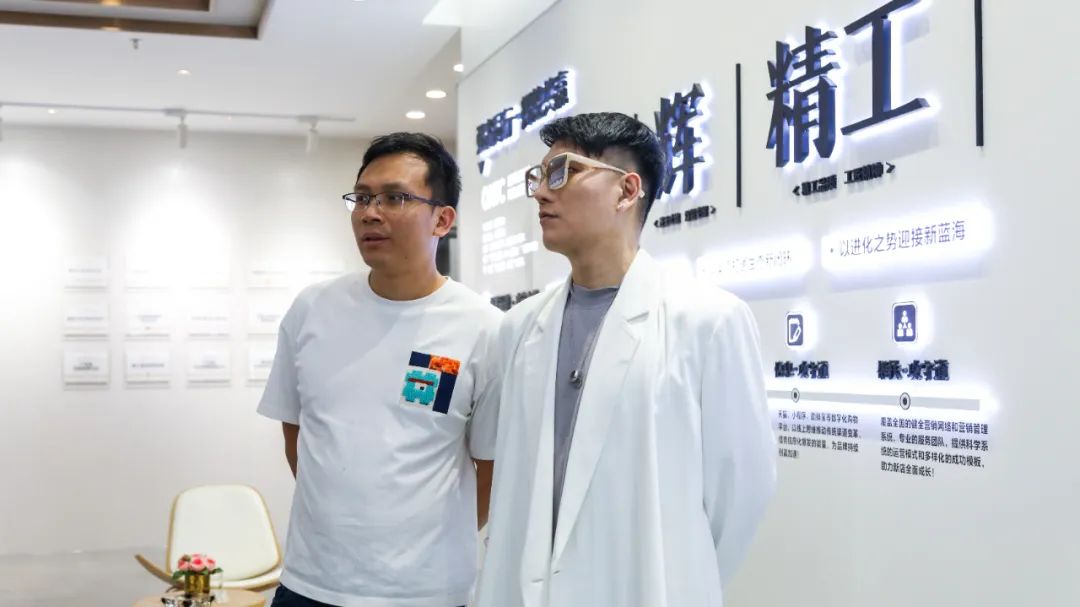 摯友同行追遠夢 | 強輝×廣東保時捷車友會活動圓滿舉行(圖35) 摯友同行追遠夢 | 強輝×廣東保時捷車友會活動圓滿舉行(圖35)