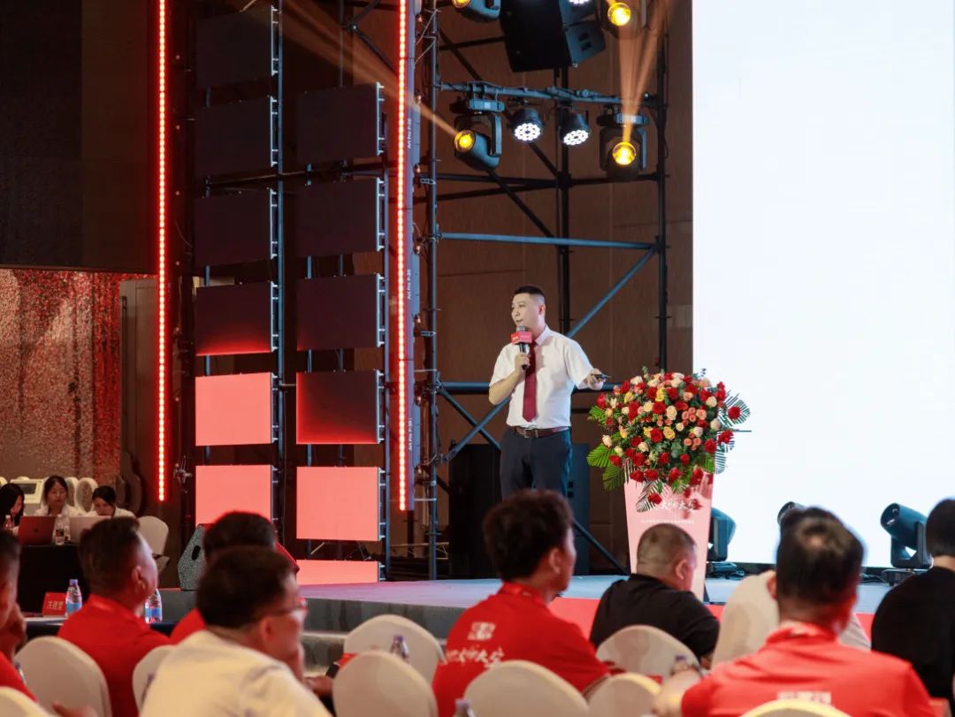 大地·大師·大宅 | 2024強輝精工瓷磚全國經(jīng)銷商峰會圓滿舉辦!(圖17) 大地·大師·大宅 | 2024強輝精工瓷磚全國經(jīng)銷商峰會圓滿舉辦!(圖17)