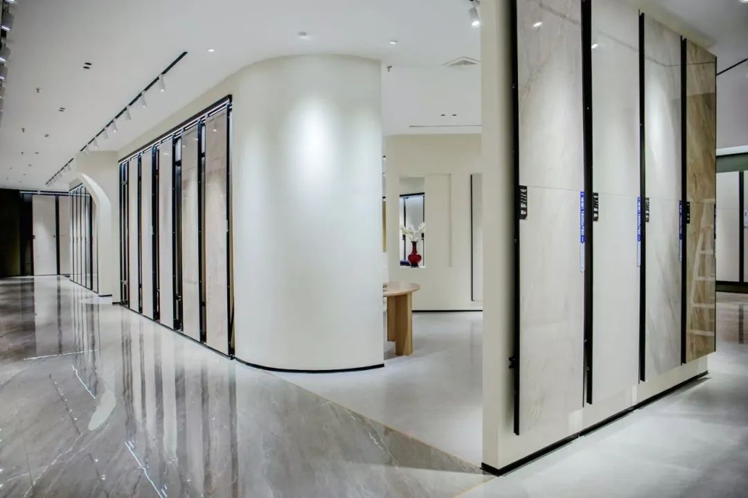 終端風(fēng)采 | 強(qiáng)輝焦作旗艦店,打卡家居美學(xué)新地標(biāo)(圖14) 終端風(fēng)采 | 強(qiáng)輝焦作旗艦店,打卡家居美學(xué)新地標(biāo)(圖14)