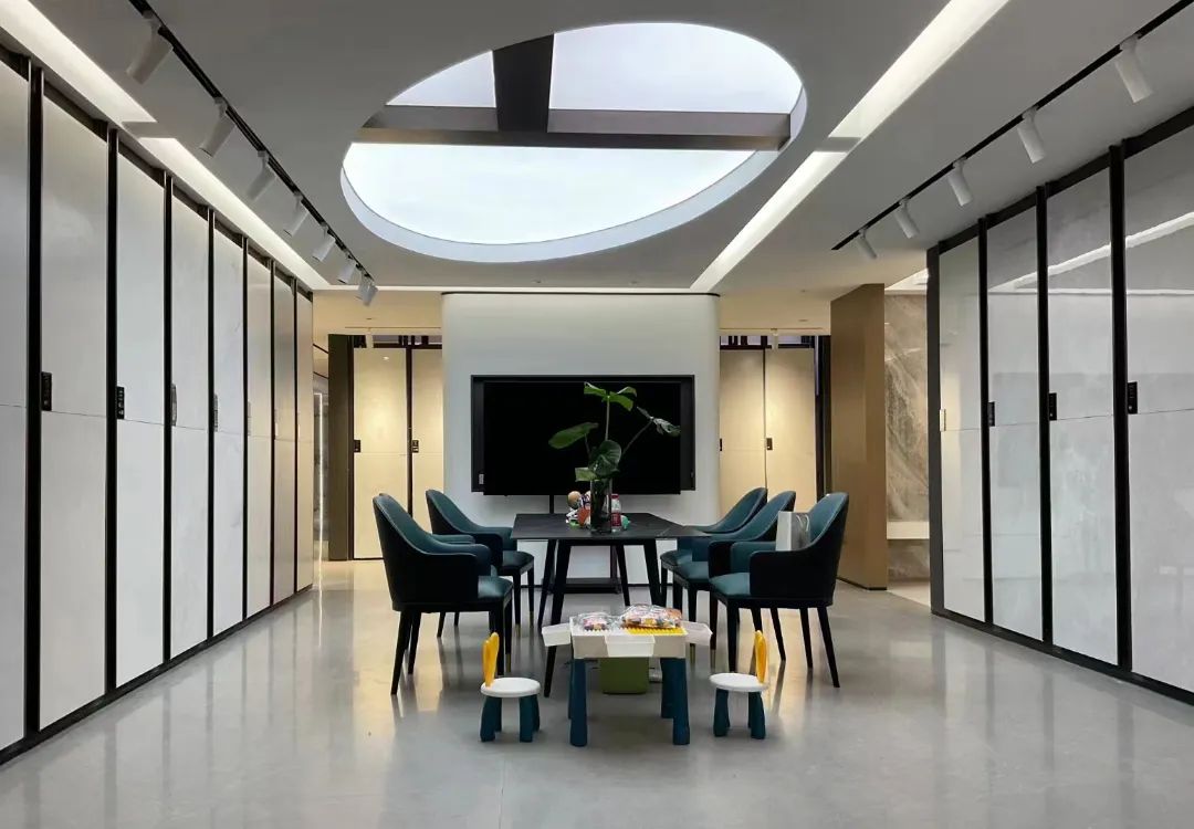 終端風采 | 強輝常州旗艦店,輕奢格調,以雅為度,簡而不凡(圖11) 終端風采 | 強輝常州旗艦店,輕奢格調,以雅為度,簡而不凡(圖11)