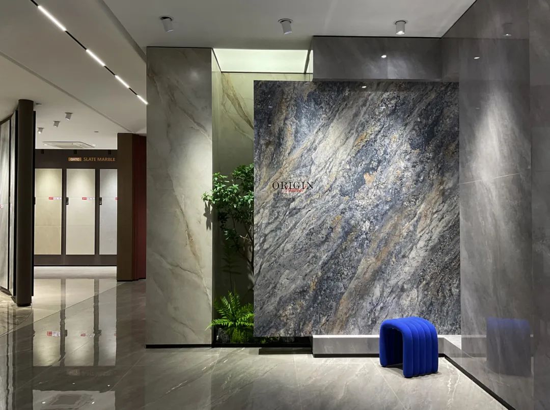 終端風采 | 強輝東營旗艦店，探尋質(zhì)感空間的詩意生活(圖10)