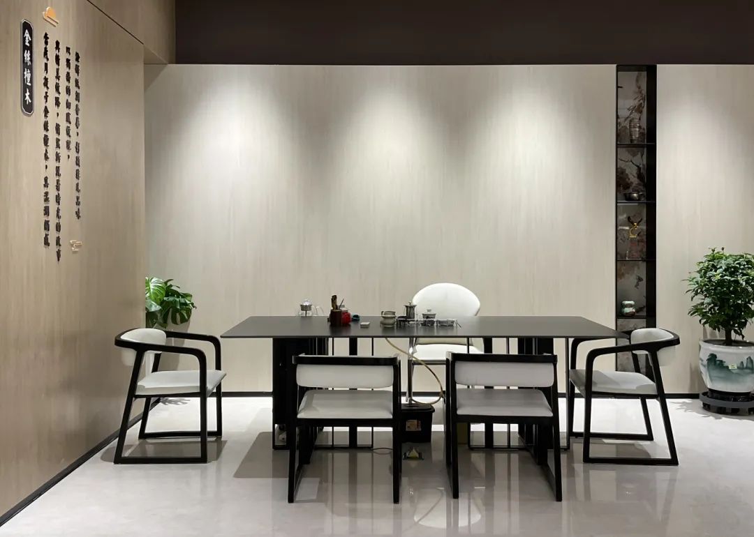 終端風采 | 強輝東營旗艦店，探尋質(zhì)感空間的詩意生活(圖22)