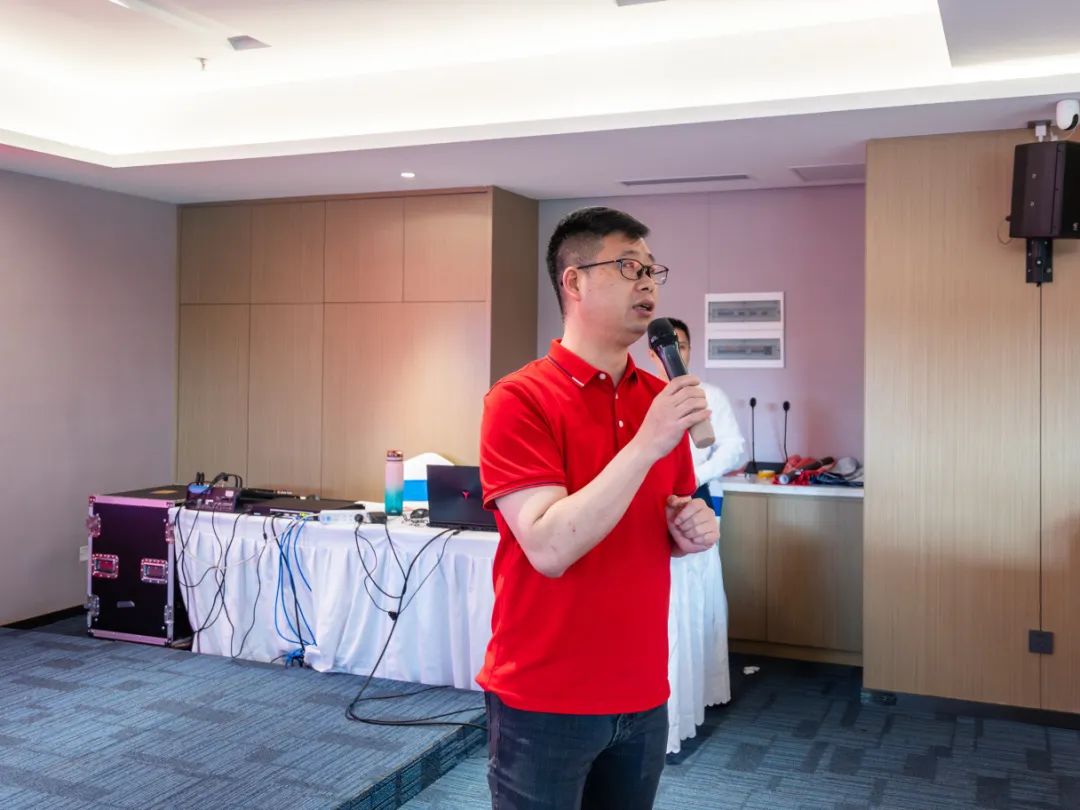 聚勢共鑒?標(biāo)桿領(lǐng)航 | 強輝2025區(qū)域培訓(xùn)峰會暨美學(xué)賦能行動晉江站圓滿落幕(圖17) 聚勢共鑒?標(biāo)桿領(lǐng)航 | 強輝2025區(qū)域培訓(xùn)峰會暨美學(xué)賦能行動晉江站圓滿落幕(圖17)