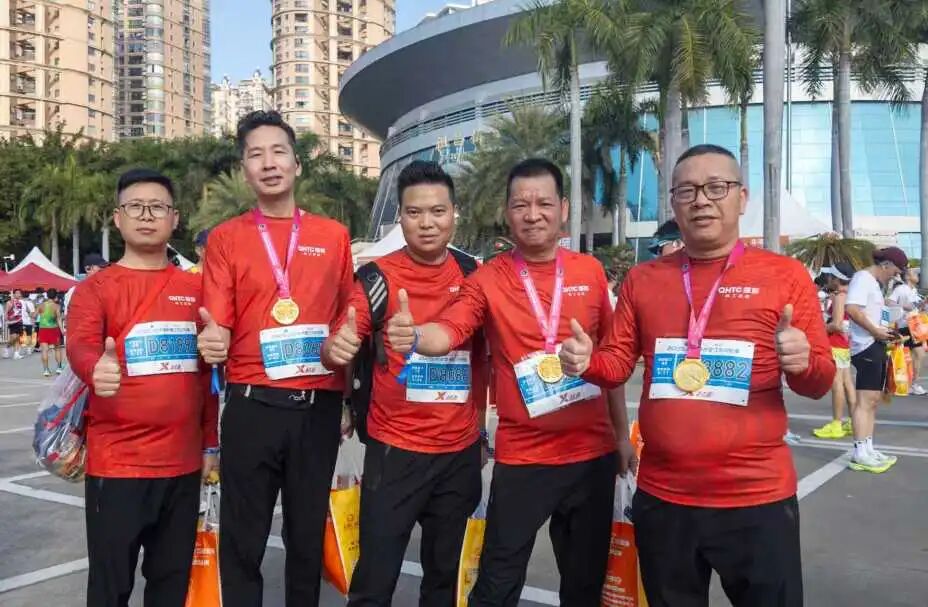 燃情晉江 跑出精彩|強輝×2025晉江馬拉松熱血開跑(圖8)